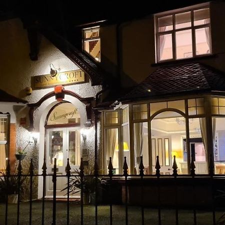 Sunnycroft Private Hotel Llandudno Exterior photo
